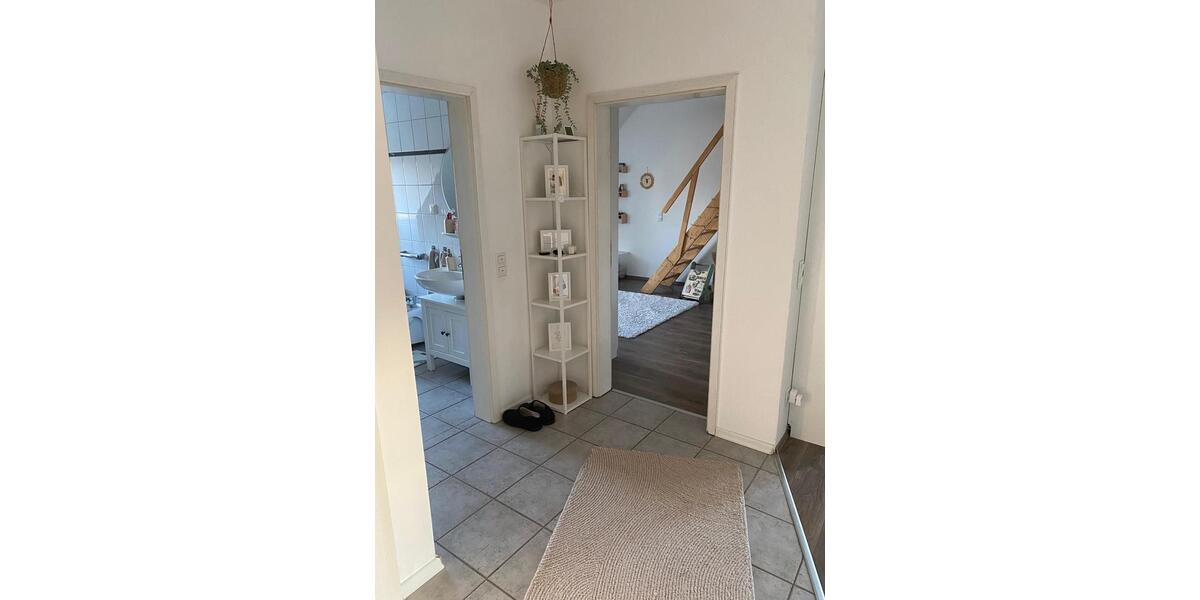 Maisonettenwohnung Bielefeld Jöllenbeck - 3 Zimmer, 70 m&sup2;, 900&euro; | Angebot:25793359