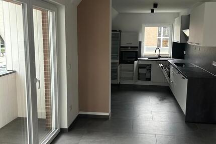 Wunderschöne 5 ZKB Wohnung im Herzen von Marienfeld zu verkaufen