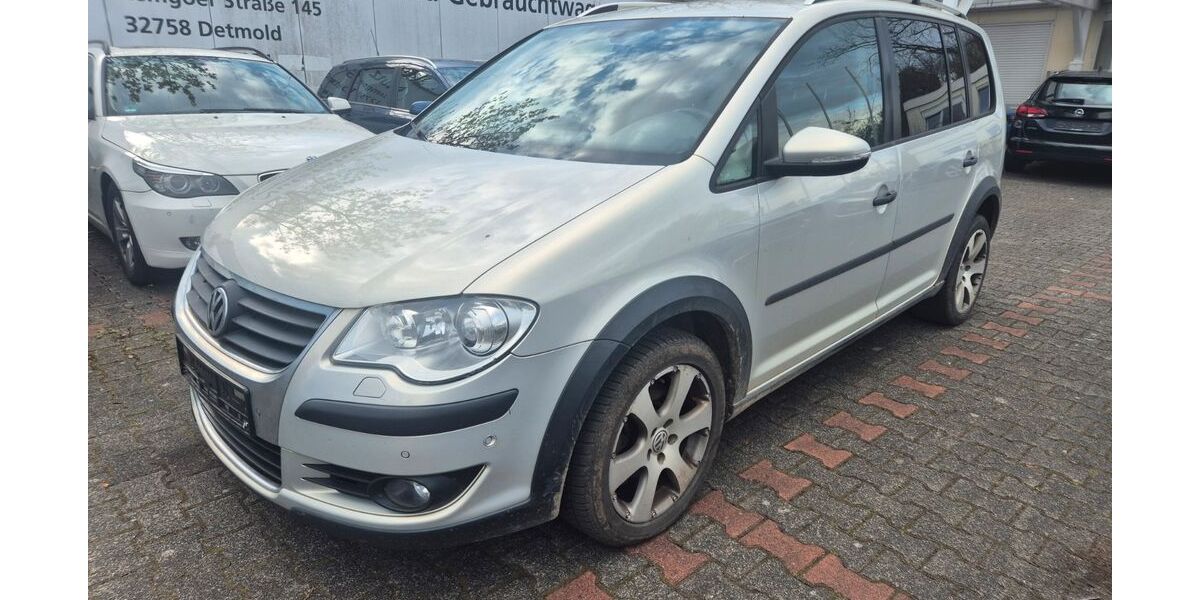 VW Touran 278.000 km 3.500 &euro; Detmold 32756