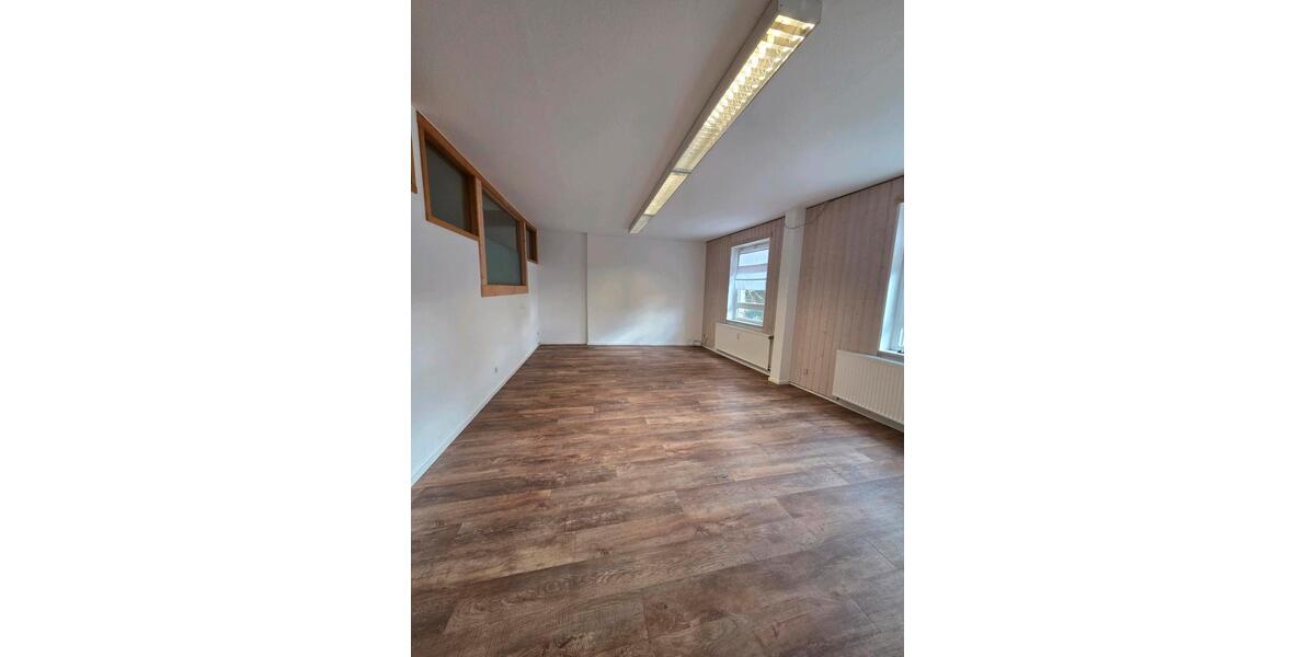 Gewerbeobjekt Bielefeld Brackwede - 1.300&euro; | Angebot:25662920