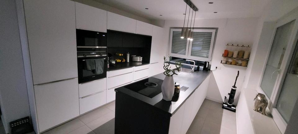 Erdgeschoßwohnung Halle - 4 Zimmer, 112 m&sup2;, 325.000&euro; | Angebot:26521127