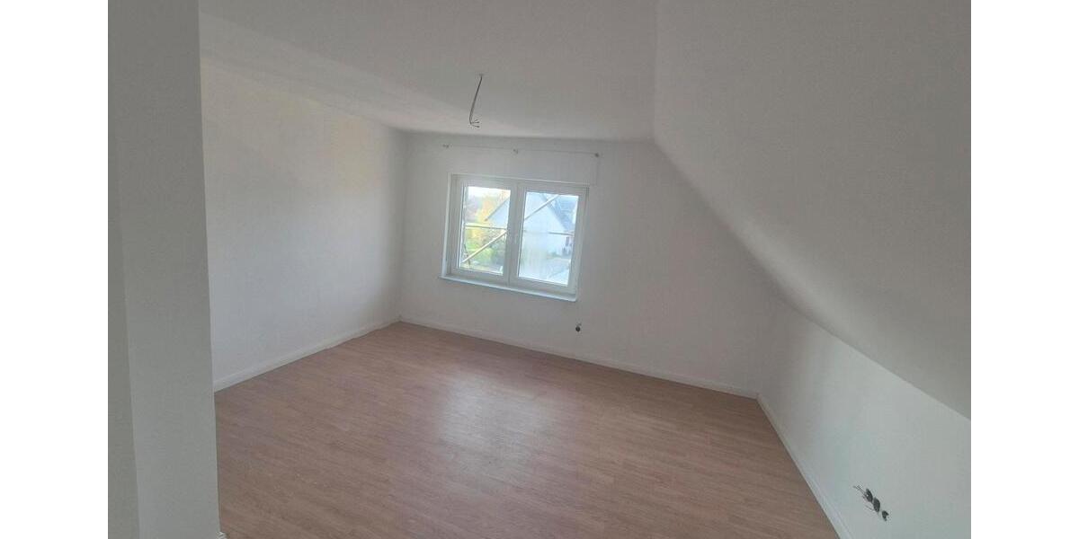 Einfamilienhaus Kirchlengern - 6 Zimmer, 174 m&sup2;, 1.400&euro; | Angebot:26409453