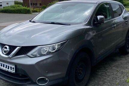 Nissan Qashqai 123.546 km 9.800 € Detmold 32760