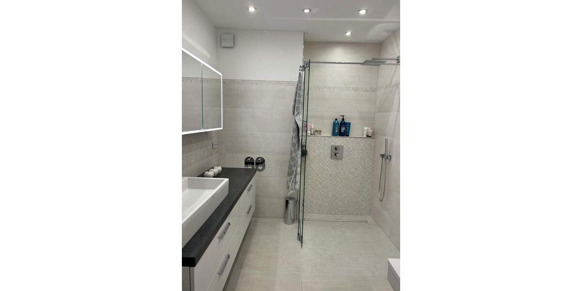 Etagenwohnung Oerlinghausen - 4 Zimmer, 106 m&sup2;, 245.000&euro; | Angebot:25722742