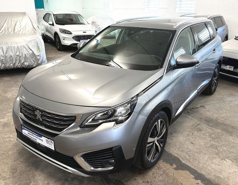 Peugeot 5008 50.000 km 18.990 € Rietberg 33397