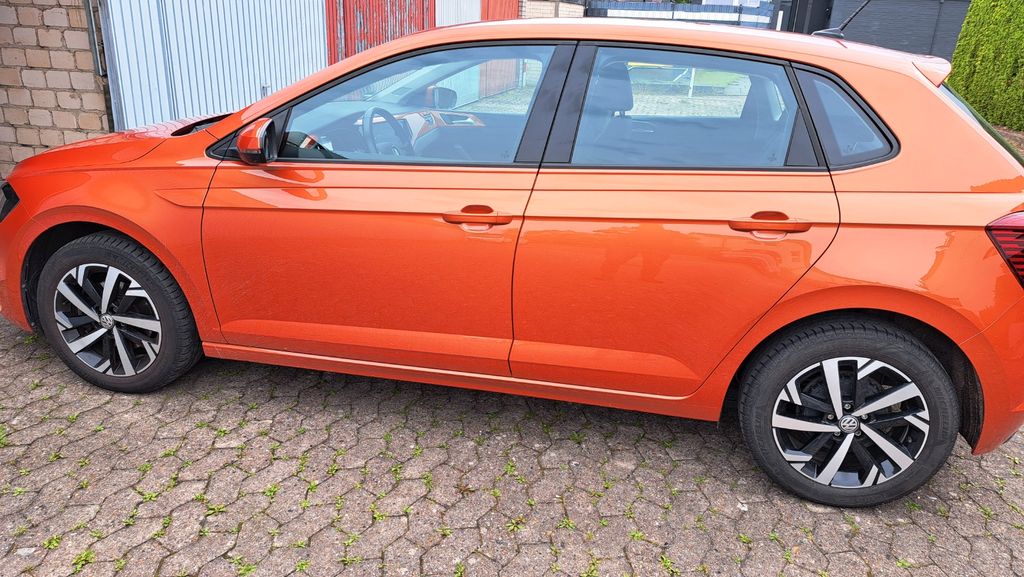 VW Polo 61.500 km 13.200 &euro; Bad Salzuflen 32107