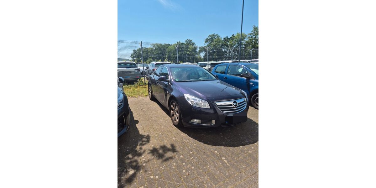 Opel Insignia 94.500 km 6.299 &euro; Herford 32049