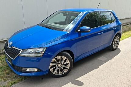 Skoda Fabia 81.911 km 13.699 &euro; Detmold 32758
