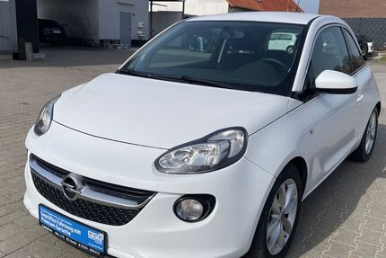 Opel Adam 109.000 km 7.490 &euro; Hilter a.T.W. 49176