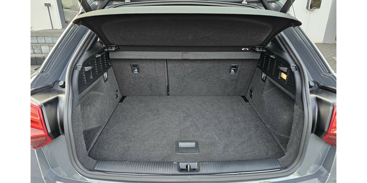 Audi Q2 1.4 TFSI S-Line Sportpaket / Plus 53.900 km 20.990 &euro; Löhne 32584