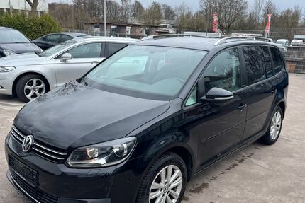 VW Touran 220.000 km 7.450 &euro; Detmold 32758