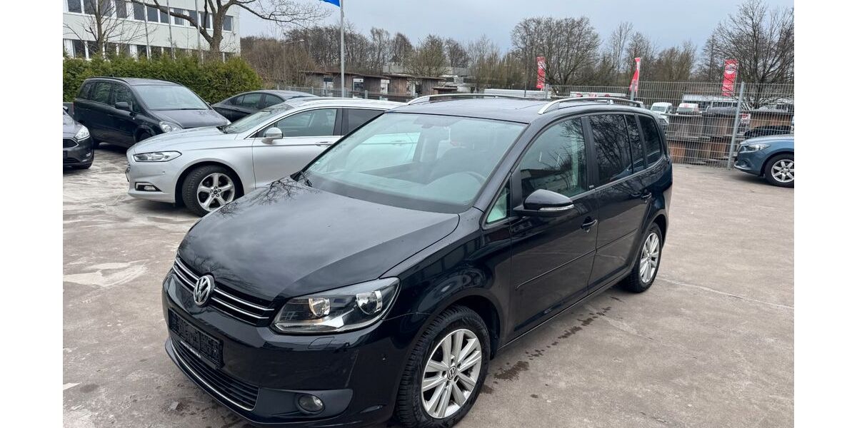 VW Touran 220.000 km 7.450 &euro; Detmold 32758