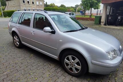 VW Bora 339.000 km 1.099 € Detmold 32758
