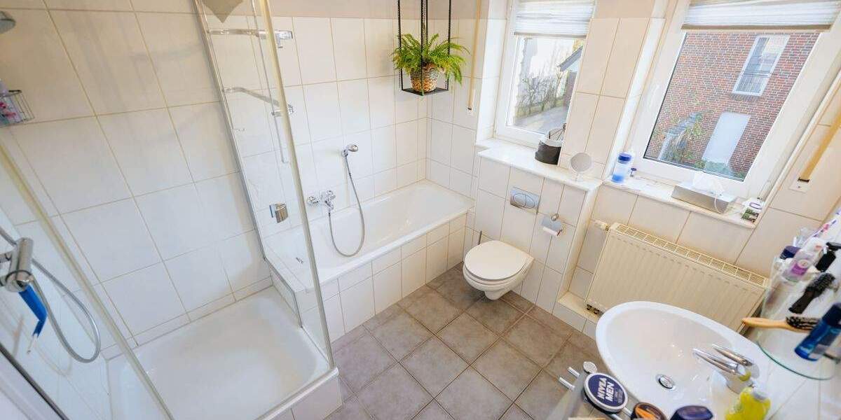 Raumwunder mit über 140m² Fläche! Junges Reihenmittelhaus mit guter Energieeffizienz 5 zimmer