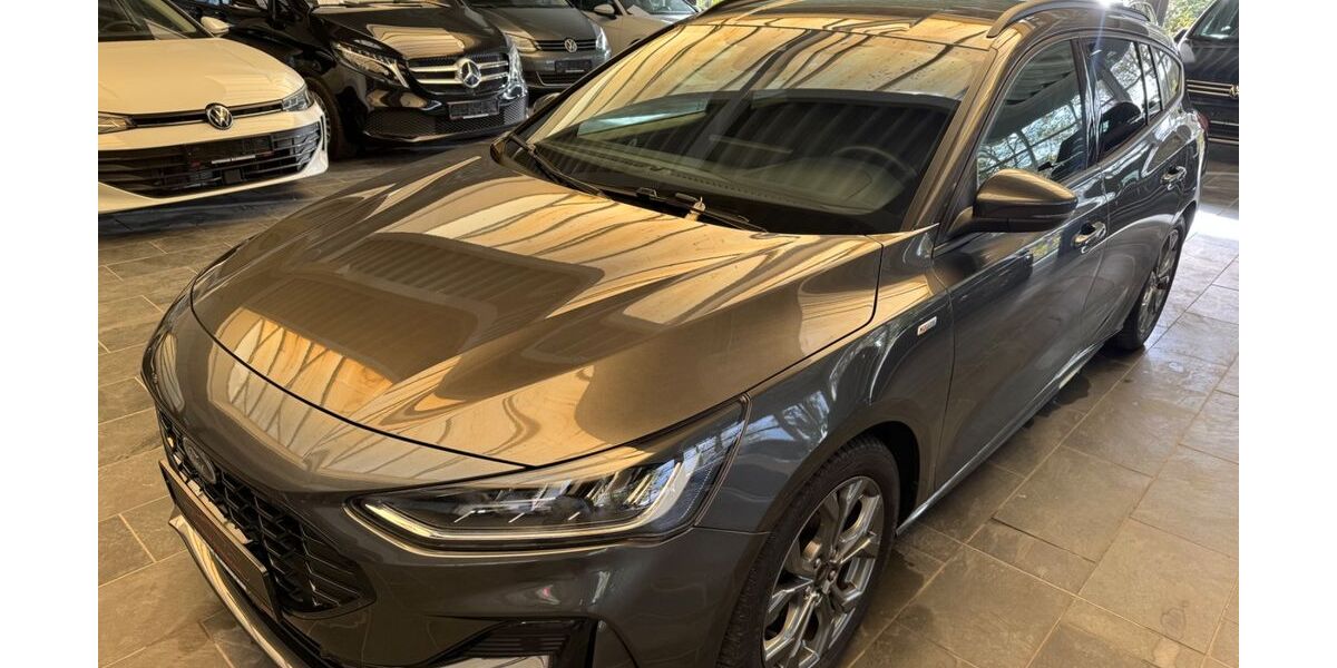 Ford Focus 42.500 km 17.899 &euro; Versmold 33775