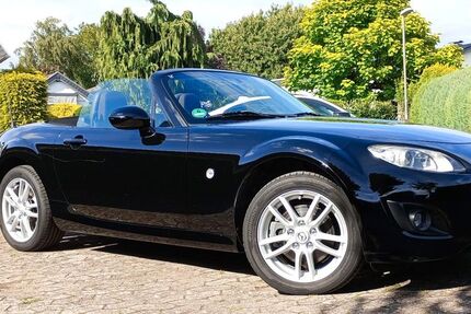 Mazda MX-5 58.000 km 8.700 € Herford 32052