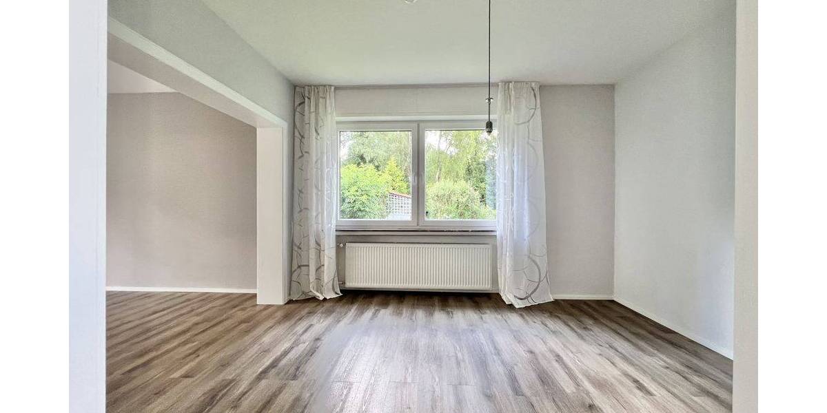 Bungalow Detmold Hiddesen - 4 Zimmer, 130 m&sup2;, 1.480&euro; | Angebot:26917548