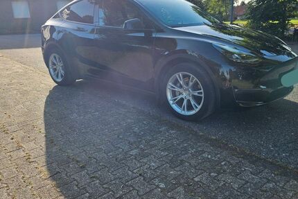 Tesla Model Y 52.000 km 37.500 &euro; Verl 33415