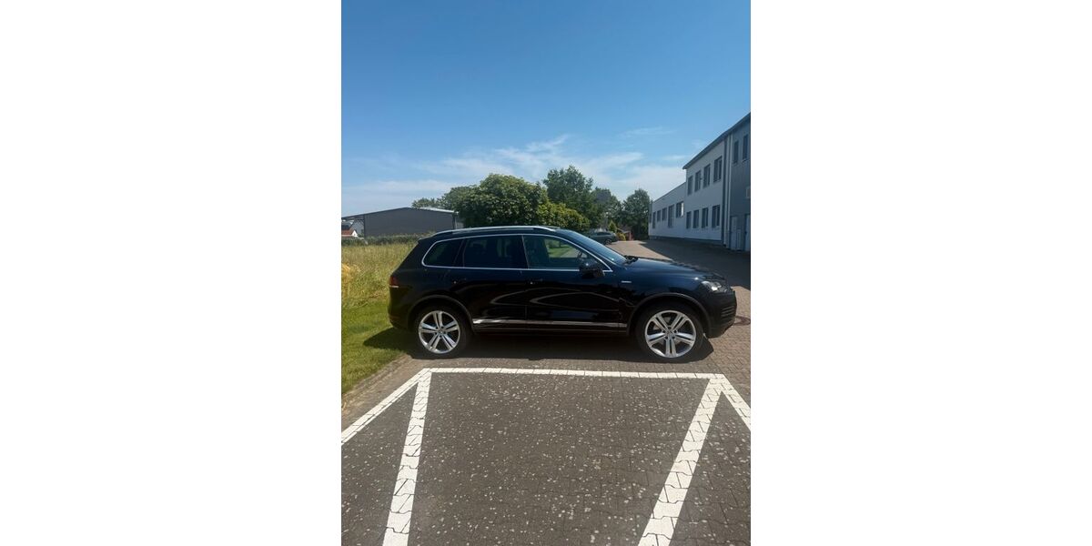 VW Touareg 179.000 km 18.900 &euro; Hilter 49176