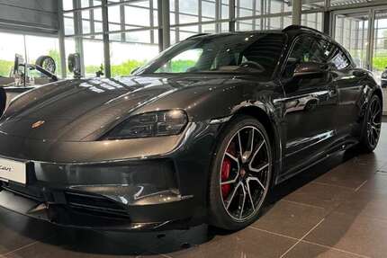 Porsche Taycan 7.900 km 161.808 € Bielefeld 33719
