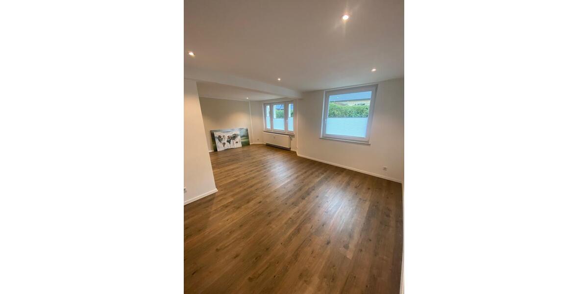 Erdgeschoßwohnung Bielefeld Heepen - 4.5 Zimmer, 134 m&sup2;, 1.250&euro; | Angebot:26632430