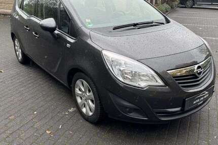 Opel Meriva 34.000 km 5.699 € Paderborn 33100
