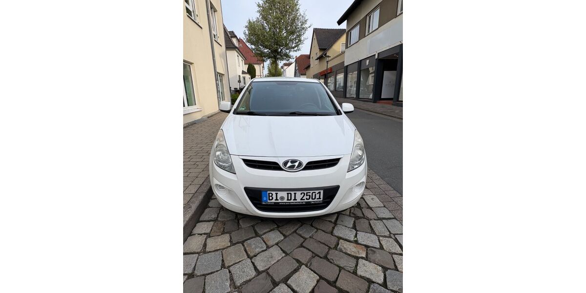 Hyundai i20 204.000 km 2.800 &euro; Bielefeld 33619