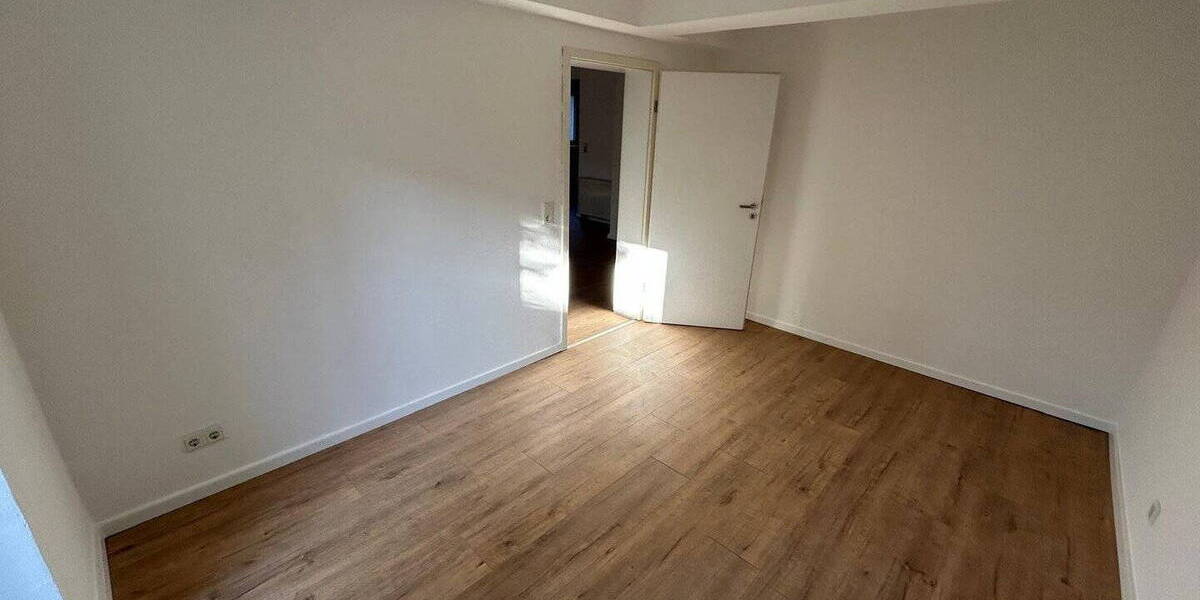 Etagenwohnung Herford Innenstadt - 2 Zimmer, 69 m&sup2;, 695&euro; | Angebot:26117610