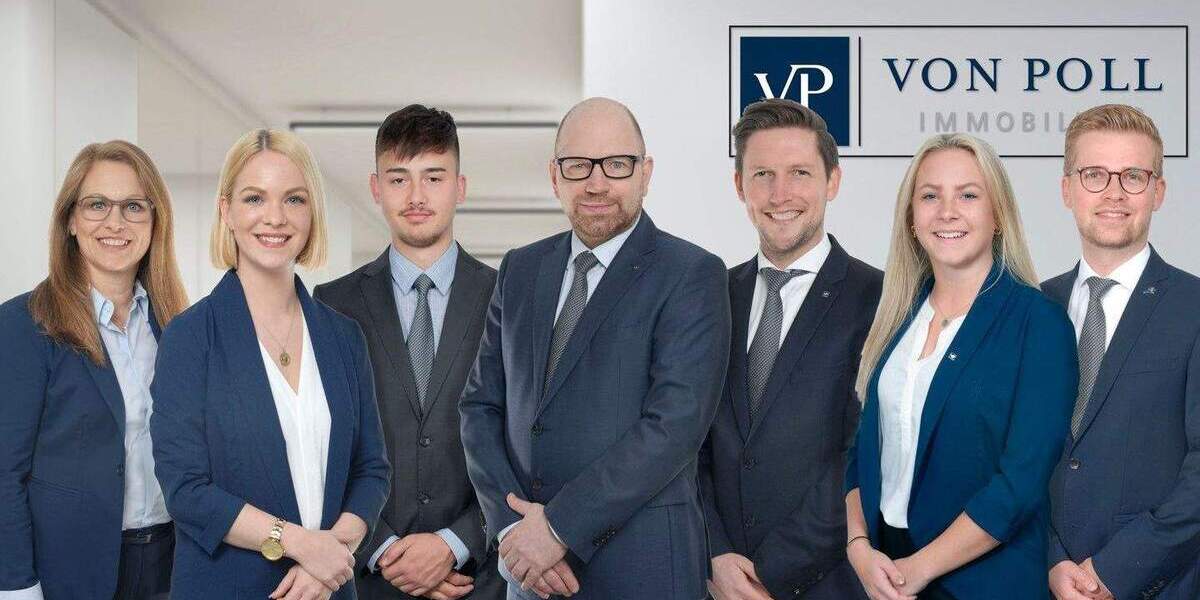 Bielefeld-Mitte: Sanierungsbedürftige Altbauwohnung mit Potential | zwei abgetrennte Wohneinheiten 4 zimmer