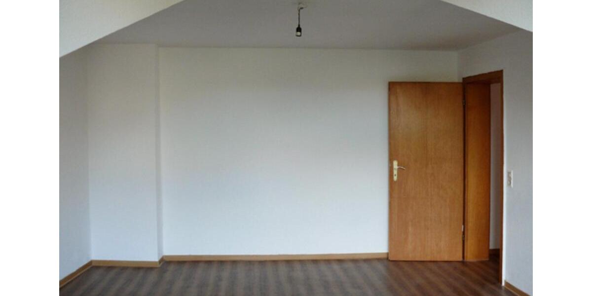 Dachgeschoßwohnung Herford - 2 Zimmer, 73 m&sup2;, 550&euro; | Angebot:26468280