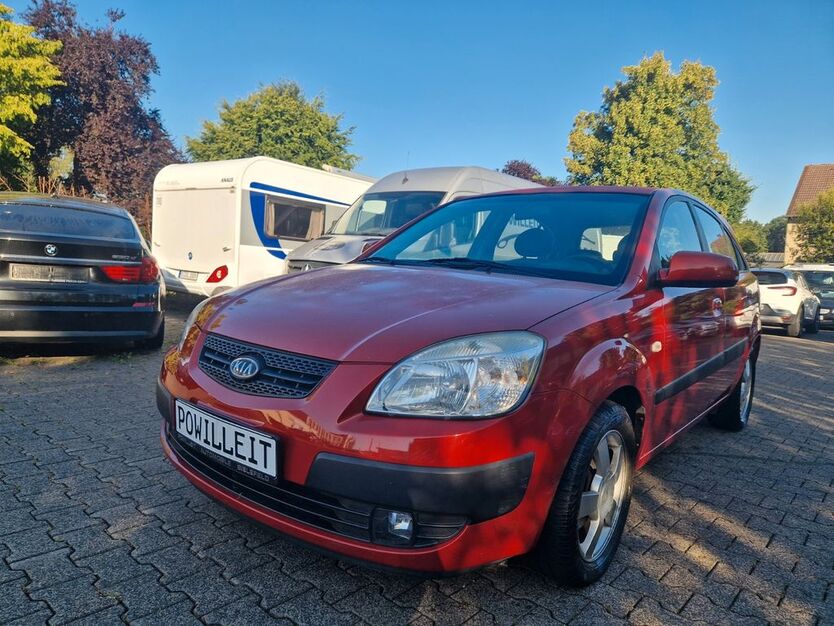 Kia Rio 182.000 km 2.750 € Bielefeld 33609