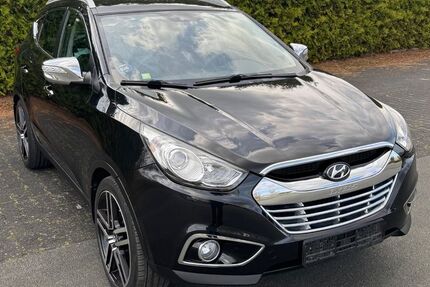 Hyundai ix35 84.400 km 9.000 &euro; Detmold 32760