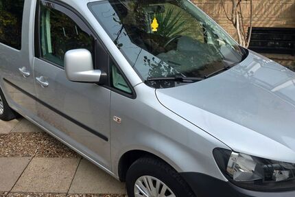 VW Caddy 185.700 km 12.899 € Bielefeld 33649