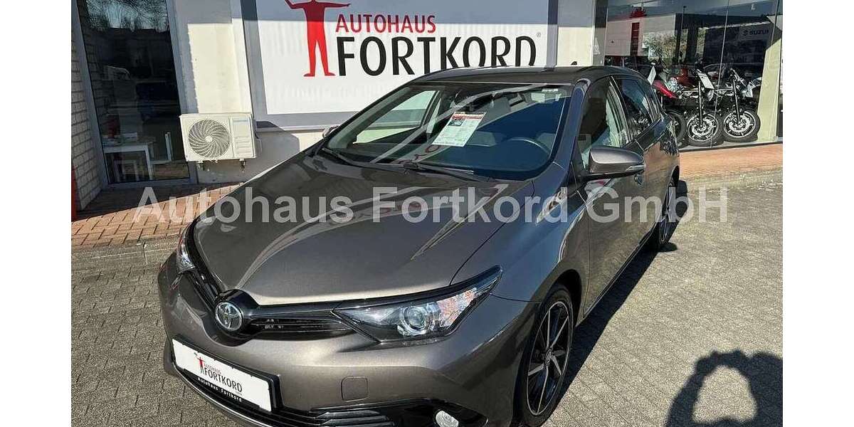 Toyota Auris 69.980 km 15.390 &euro; Bielefeld 33689