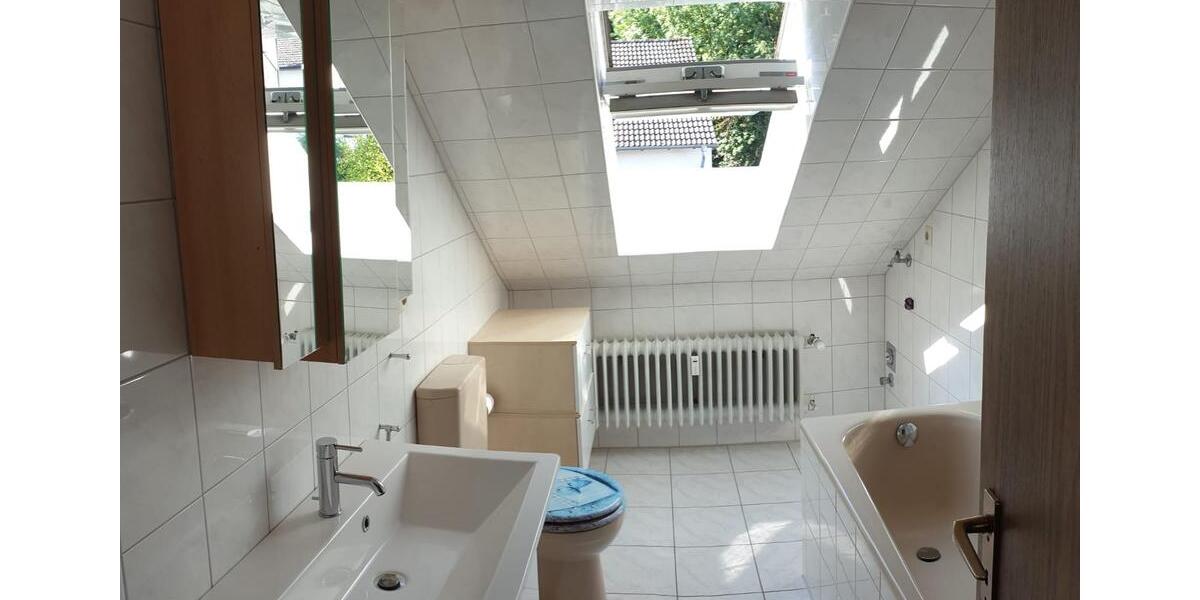 Dachgeschoßwohnung Vlotho - 1 Zimmer, 57 m&sup2;, 650&euro; | Angebot:26403750