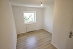 Etagenwohnung Lage - 3 Zimmer, 93 m&sup2;, 220.000&euro; | Angebot:26657743