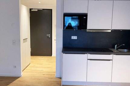 KLEIN + FEIN = DEIN!!! Modernes Apartment mit Terrasse, Design-Möbeln, Einbauküche, Duschbad 1 zimmer