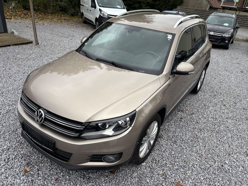 VW Tiguan 94.346 km 15.990 € Paderborn 33104