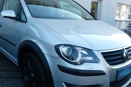 VW Touran 159.200 km 8.950 &euro; Löhne 32584