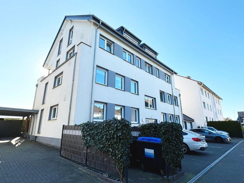 Großzügige 4 Zimmer Maisonette-Wohnung in Hillegossen