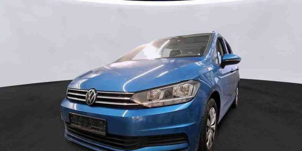 VW Touran 52.607 km 25.840 &euro; Schloß-Holte-Stukenbrock 33758