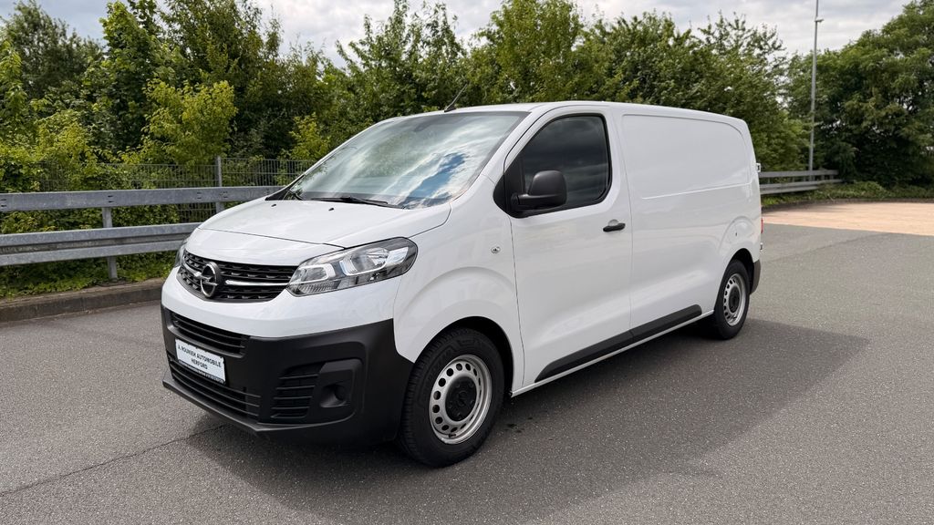 Opel Vivaro 23.000 km 17.190 &euro; Herford 32052