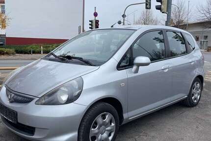 Honda Jazz 160.000 km 3.690 &euro; Herford 32049