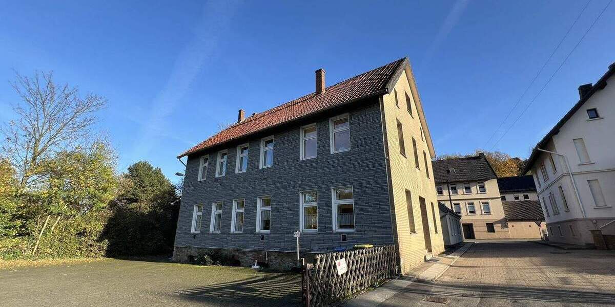 Mehrfamilienhaus, Wohnhaus Vlotho - 8 Zimmer, 302 m&sup2;, 340.000&euro; | Angebot:25686493