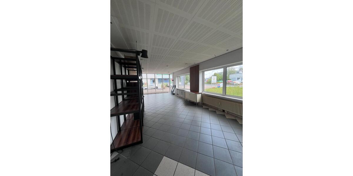 Gewerbeobjekt Bad Salzuflen Ehrsen-Breden - 825&euro; | Angebot:25894486