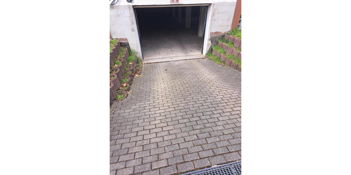 Garagen / Stellplätze Bad Salzuflen Biemsen-Ahmsen - 300&euro; | Angebot:26009032