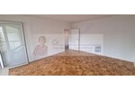 Modernisiert, zentral, ruhig, kl. Garage, 3- bis 4-Zimmer mit Balkon, Obergeschoss in einem Zweifamilienhaus