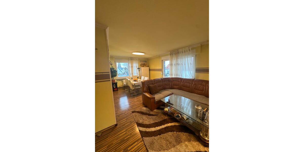 Etagenwohnung Bielefeld Heepen - 4 Zimmer, 110 m&sup2;, 1.100&euro; | Angebot:25725336