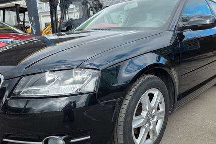 Audi A3 118.000 km 2.800 &euro; Lemgo 32657