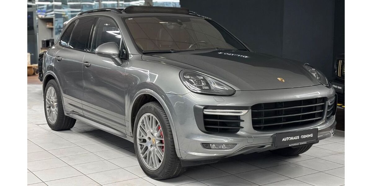 Porsche Cayenne 145.000 km 40.900 &euro; Lage 32791